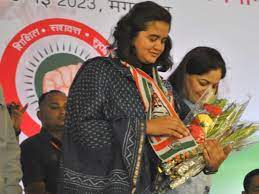 सिंगरौली में रखा गया सम्मान समारोह कार्यक्रम