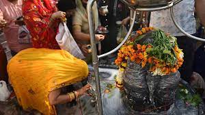 भोलेनाथ का जलाभिषेक दक्षेश्वर प्रजापति महादेव मंदिर में करें