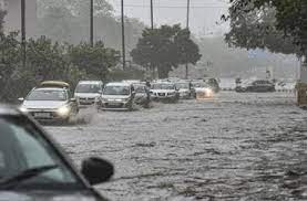 रहमतपुर में भारी बारिश का कहर