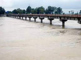 शारदा नदी का बढ़ रहा है जलस्तर