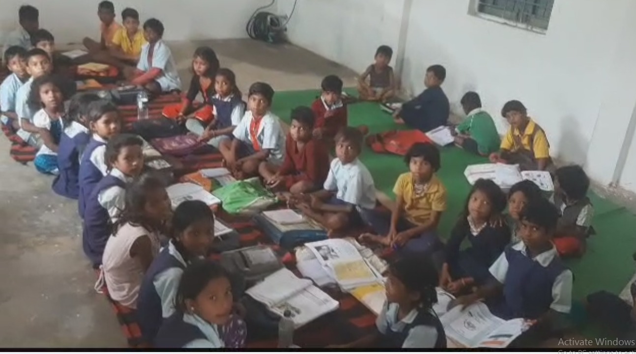 शिक्षा जगत की बदहाली से जुड़ा यह मामला तामिया का है