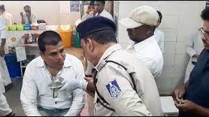 लोकायुक्त टीम ने पटवारी को रिश्वत लेते रंगे हाथ पकड़ा