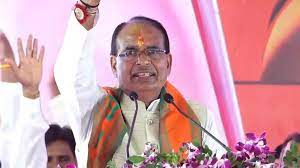 सीएम शिवराज सिंह चौहान आगर-मालवा पहुंचे