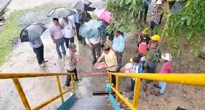 सिंगरौली में हुआ फूट ओवर ब्रिज का उद्घाटन