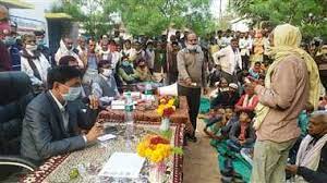 कलेक्टर को मिली शिकायत