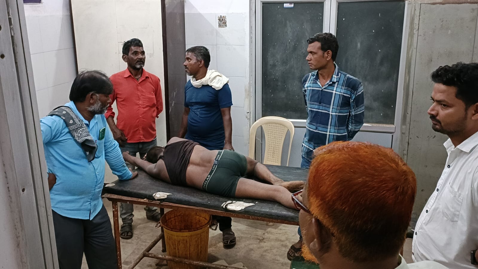 पांच लोगो ने मजदूर को पीटा