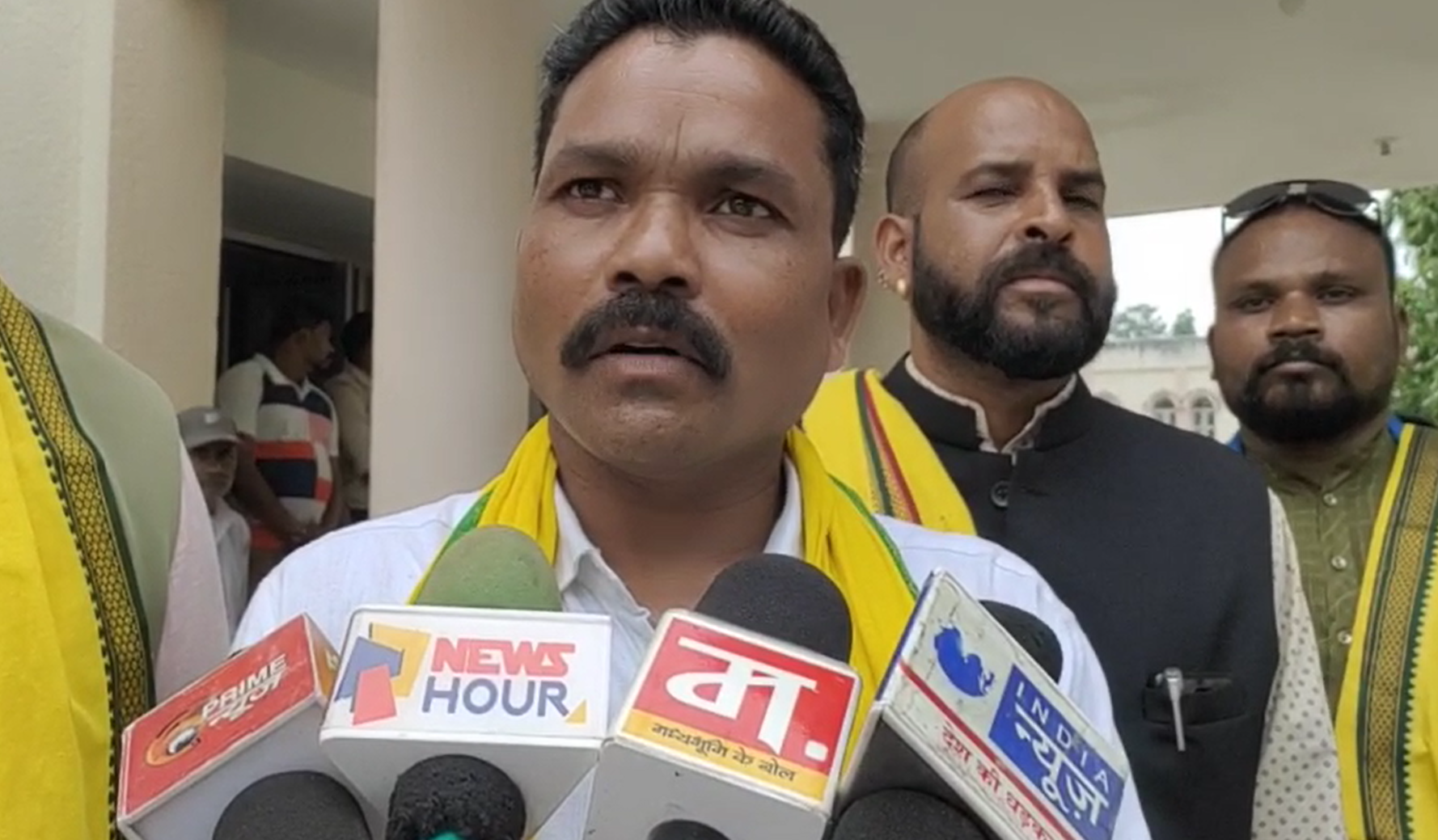 मंत्री पर 400 करोड़  के घोटाले का आरोप