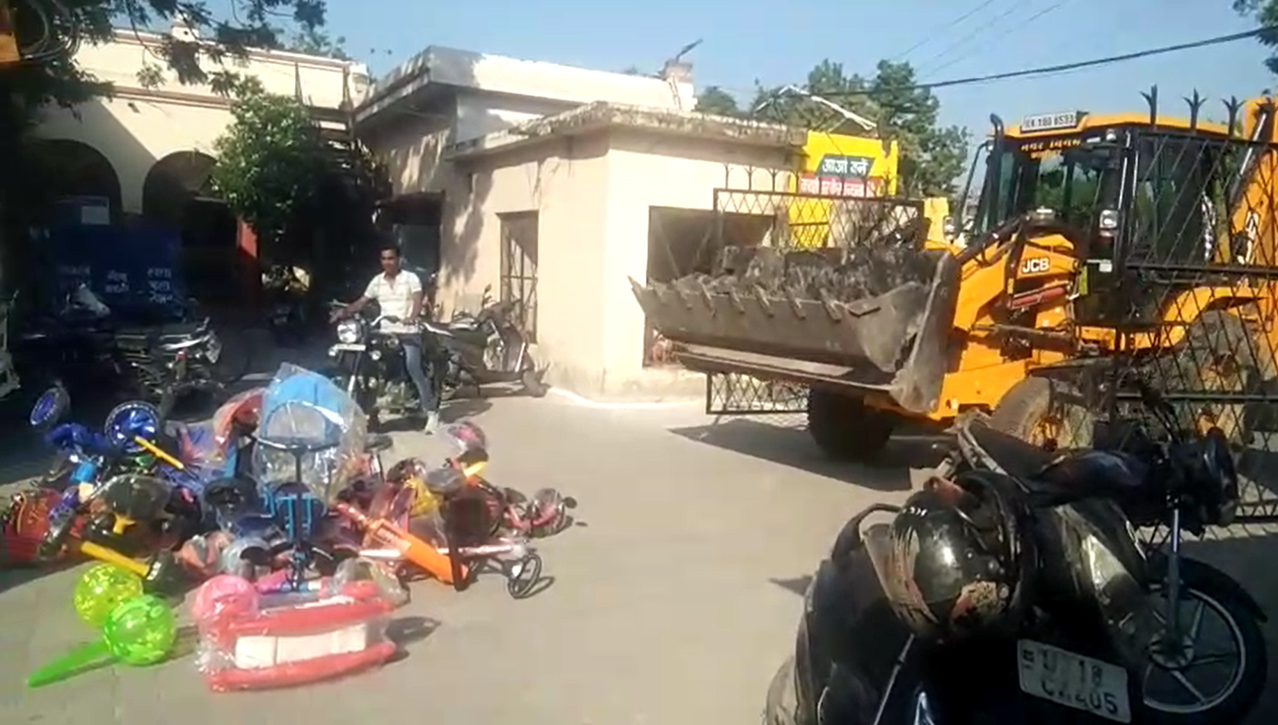 प्रशासन की कार्रवाई से व्यापारी नाराज