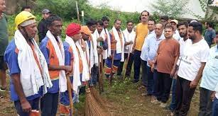 गांधी जयंती के पूर्व स्वच्छता श्रमदान