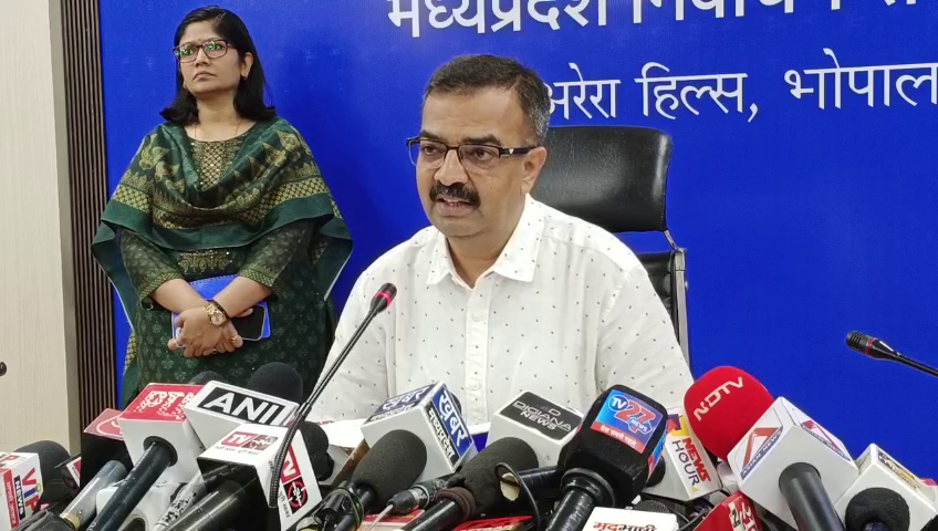 चुनाव आयोग ने जारी की वोटर लिस्ट