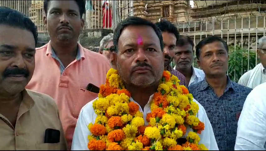 कांग्रेस ने लखन पटेल को जिला अध्यक्ष पद से हटाया