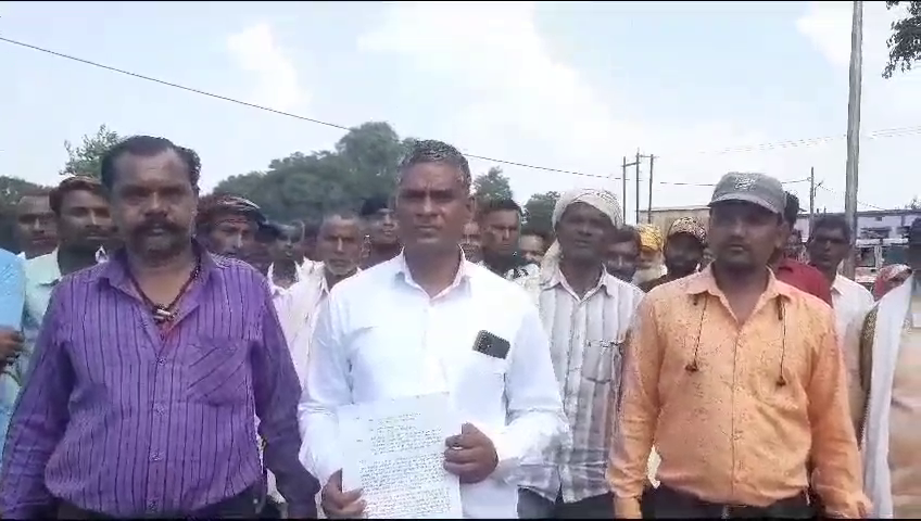 मनीष तिवारी और भीम गोस्वामी पर आरोप