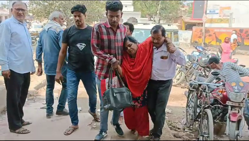 चुनाव प्रशिक्षण दौरान बिगड़ी तबियत