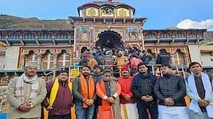 कैलाश विजयवर्गीय पहुंचे केदार नाथ