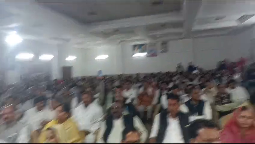 कांग्रेस की सरकार भाजपा ने लूट ली