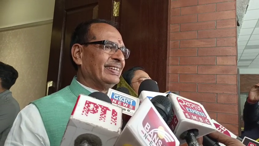 शिवराज ने छोड़ा मुख्यमंत्री निवास