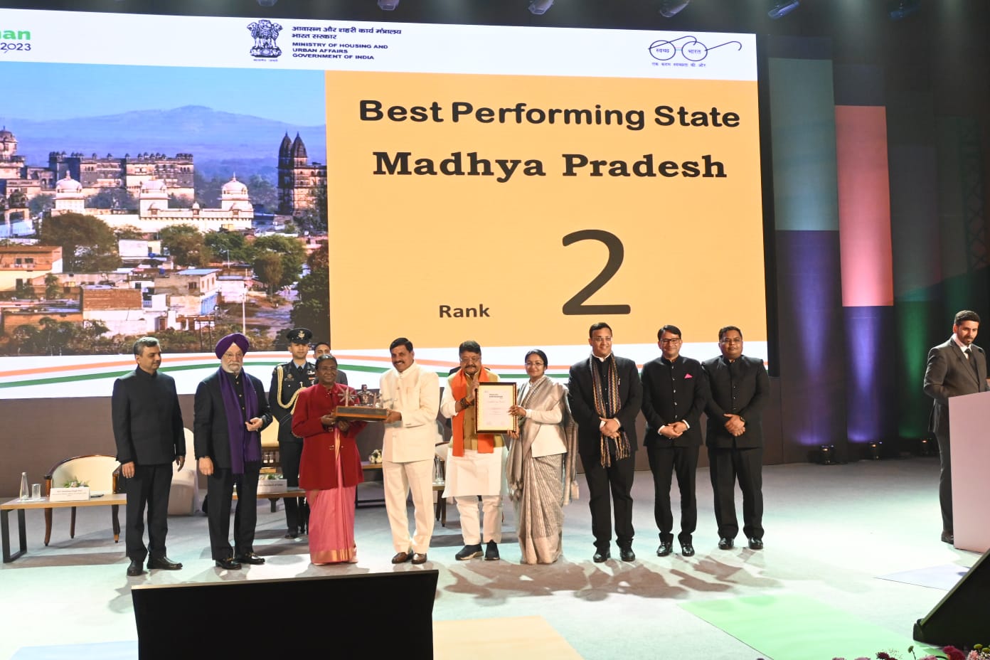 इंदौर बना देश का नंबर 1 स्वच्छ शहर