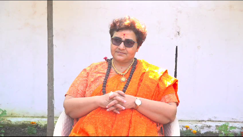 साध्वी सांसद प्रज्ञा ने कांग्रेस को कहा कुकर्मी