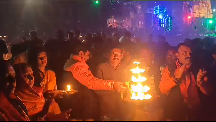 दीपावली सा नजारा, बनाई रंगोली