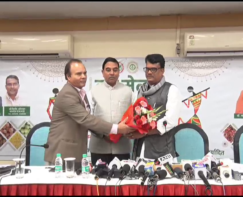 भोपाल हाट में लगा मध्य प्रदेश वन मेला 