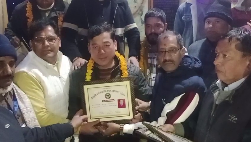 व्यापार मंडल में चार पदों पर हुए चुनाव  