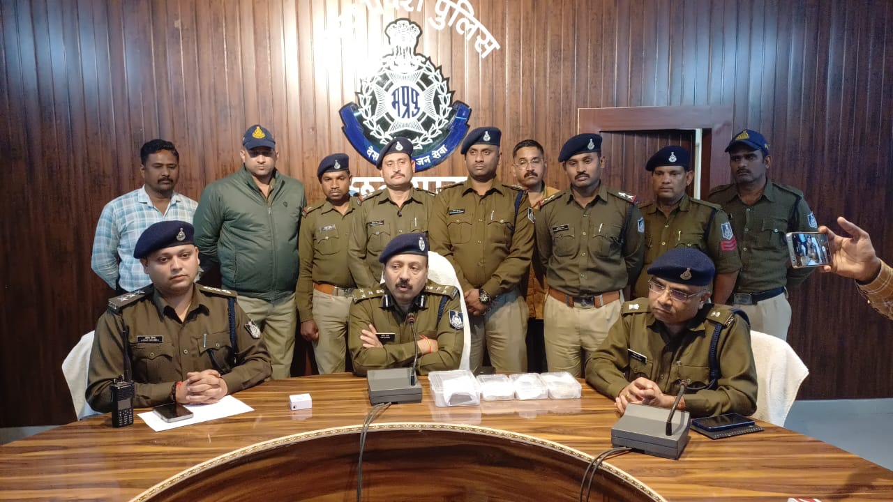 सर्राफा व्यापारी से लुटपाट करने वाले आरोपी गिरफ्तार