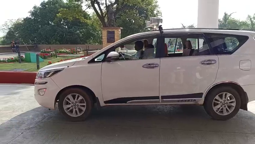 सैलाना विधायक पहले चंदा लेकर लड़े चुनाव अब लाए लग्जरी कार