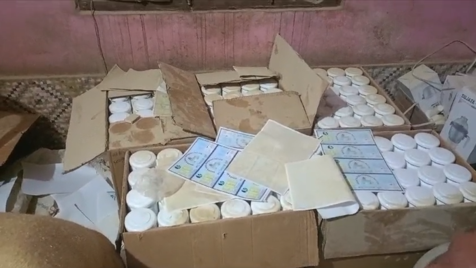 डायबिटीज दवाई फैक्ट्री को किया गया सील  