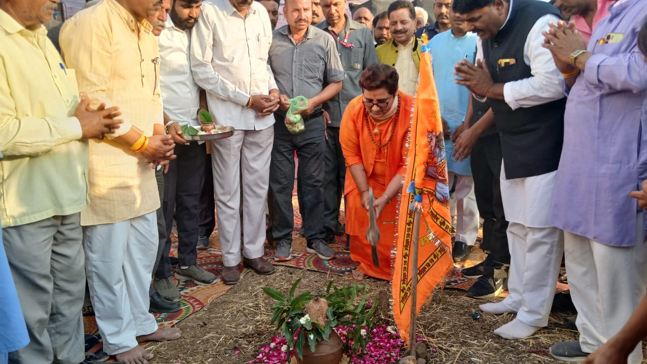 टिकट न मिलने के बाद संसद को याद आई   