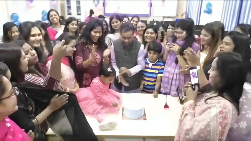 केनरा बैंक ऑफिसर्स ने महिला दिवस मनाया