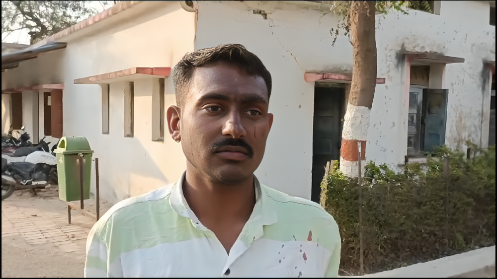 सुपरवाइजर के साथ 10 लोगों ने की मारपीट 