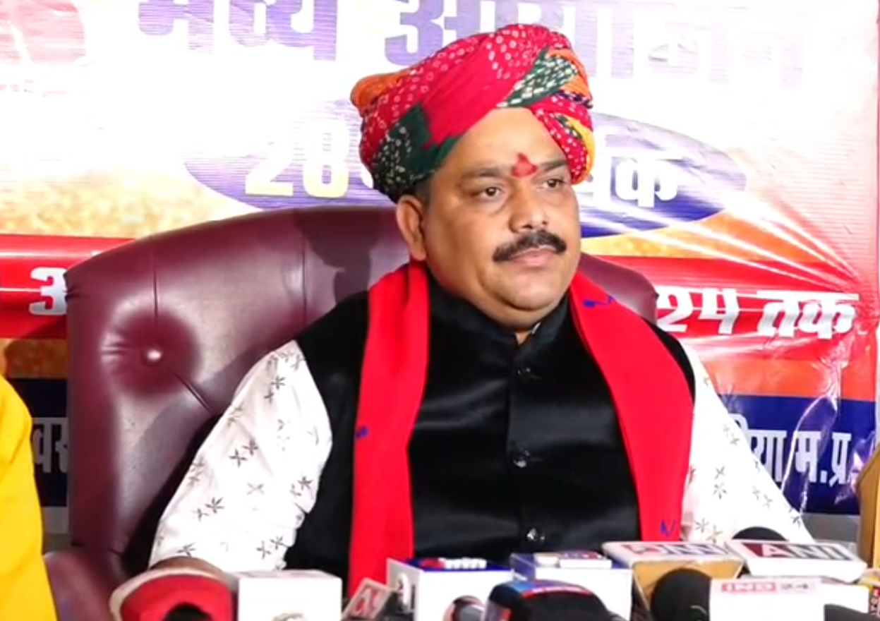 पंडोखर सरकार में होगा एक माह का महोत्सव 