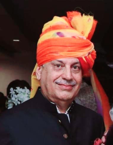 जहनुमा के मालिक ने खुद को मारी गोली 