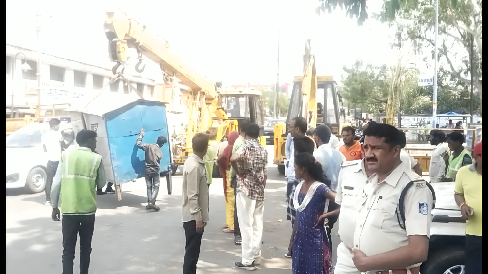 प्रशासन ने चलाया अतिक्रमण हटाओ अभियान 