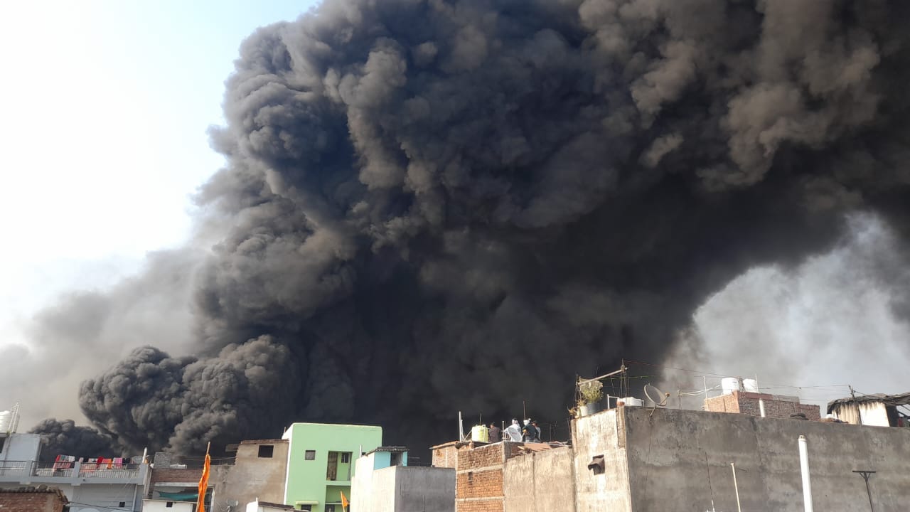 बिजली सबस्टेशन में भीषण आग