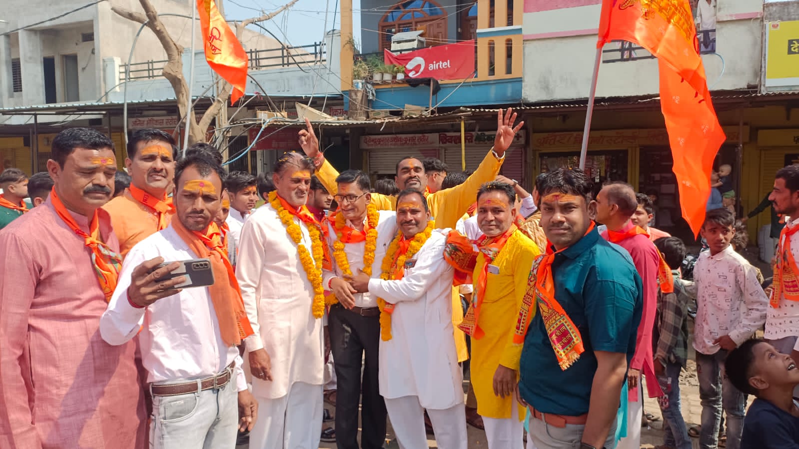 नव वर्ष और नवरात्रि चल समारोह निकला 