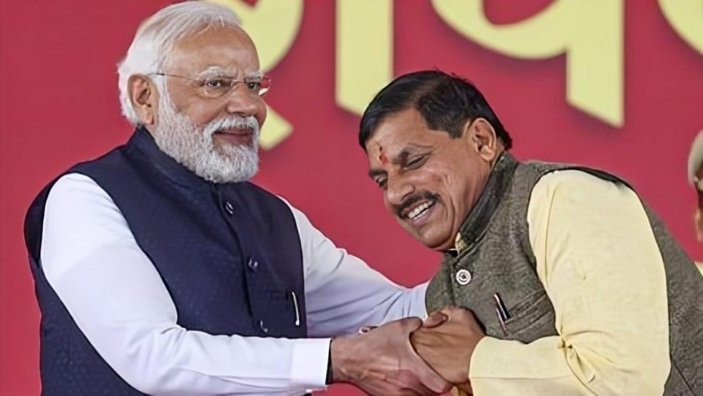 पीएम मोदी का भोपाल में रोड शो 