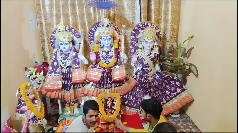 राम जानकी मंदिर में हुआ विशेष श्रृंगार 