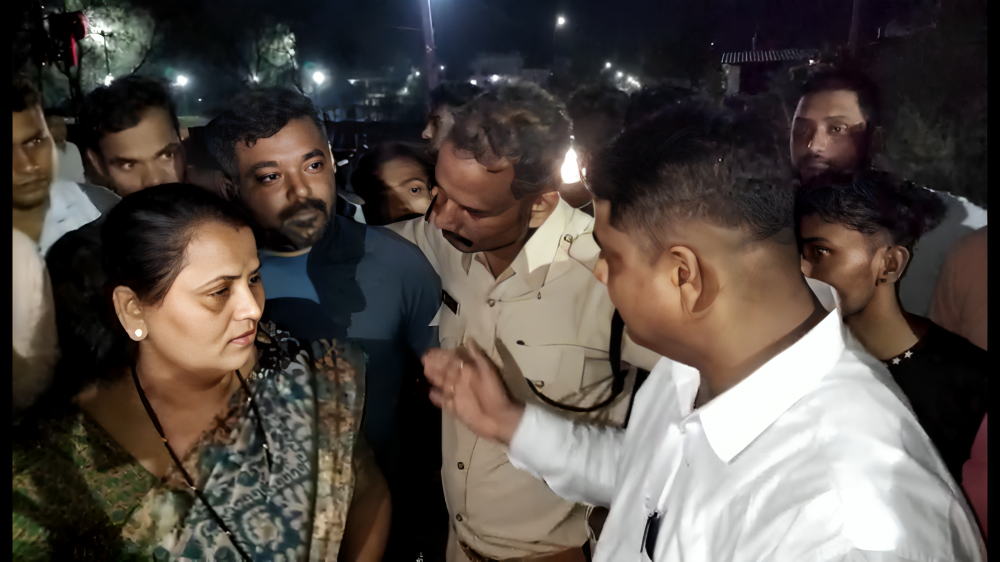 कांग्रेस पार्षद को ले गई पुलिस 