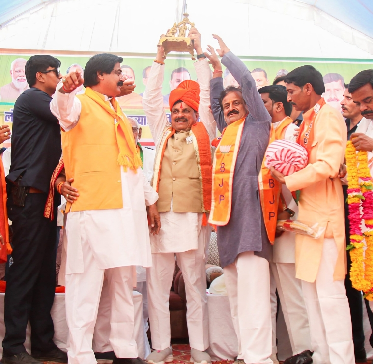 सीएम मोहन ने कांग्रेस पर साधा निशाना 