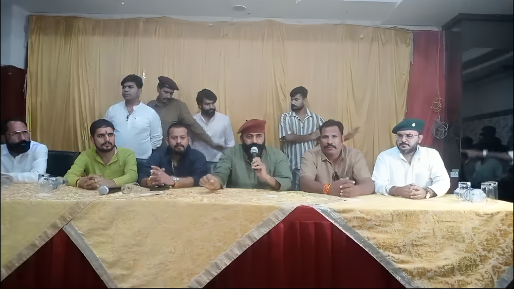 भाजपा ने किया क्षत्रिय महिलाओं का अपमान 