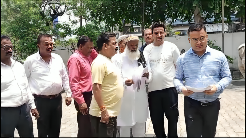 संजयनगर वासियों ने एसडीएम को सौंपा ज्ञापन  