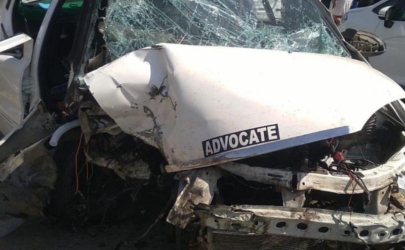 katni, Car went out , 3 people died