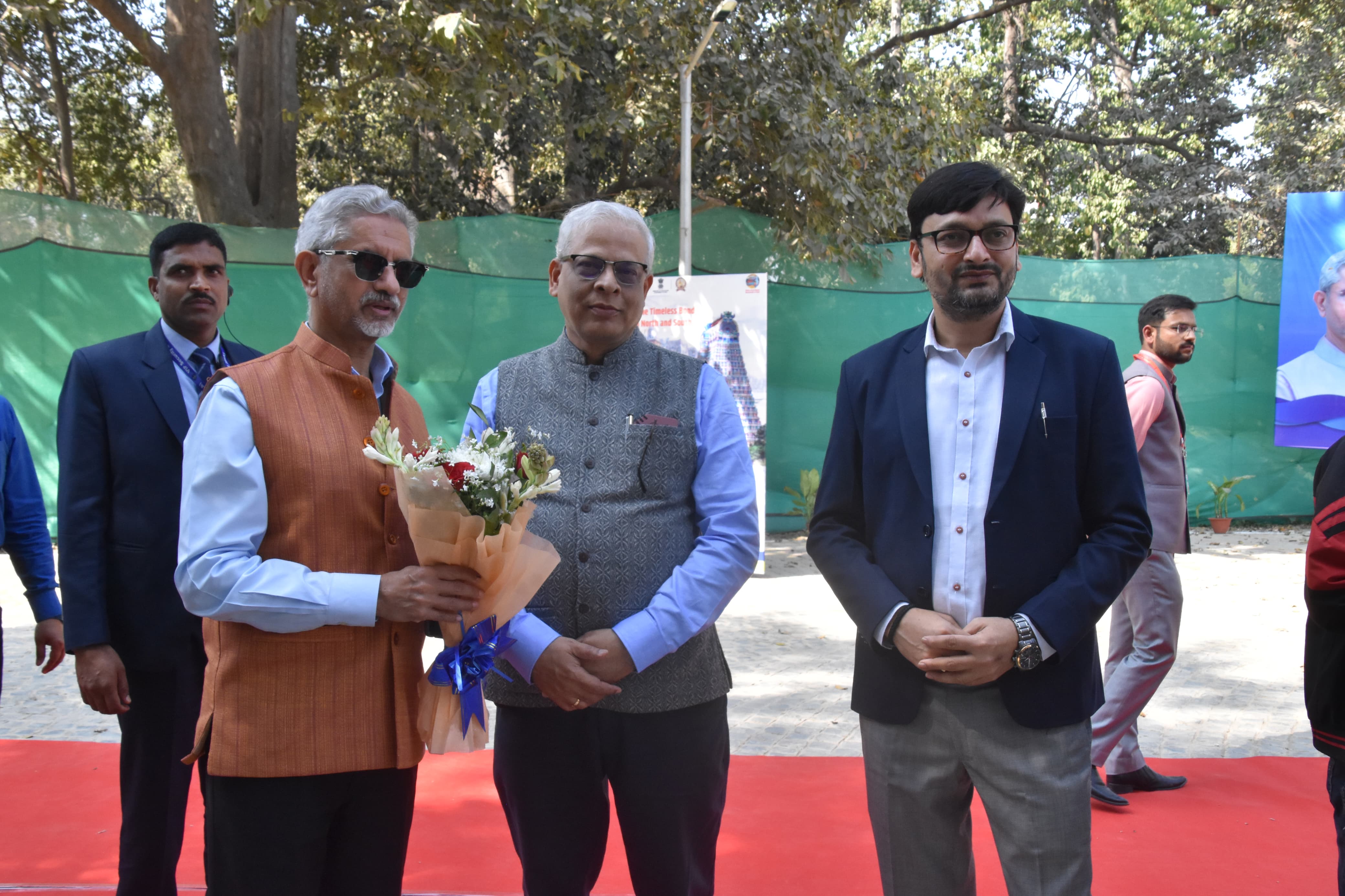 varansi, tradition and technology , Dr. Jaishankar