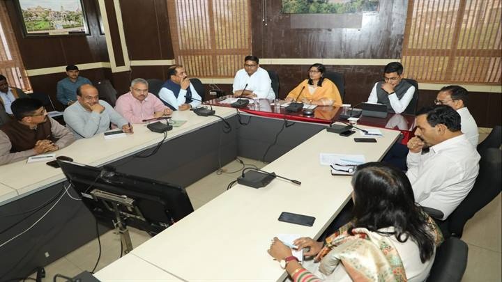 gwalior,  books and uniforms ,affordable rates