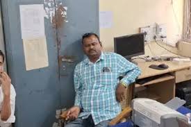 chatarpur, Lokayukta team,constable taking bribe