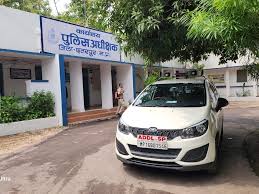 chatarpur, Attack,electricity company employees