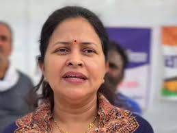 dewas, New RTO Nisha Chauhan, took charge