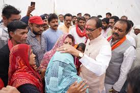 bhopal, Shivraj Singh Chauhan, reached Sandalpur