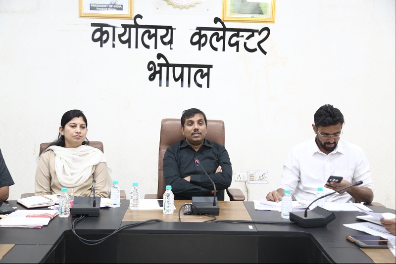 bhopal, E-office system , Collectorate 